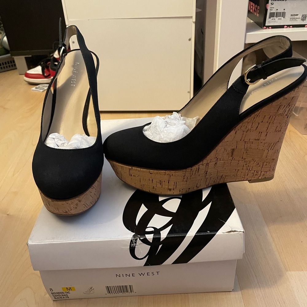 Like new worn once nine west wedge no sling black fabric shoes size 8